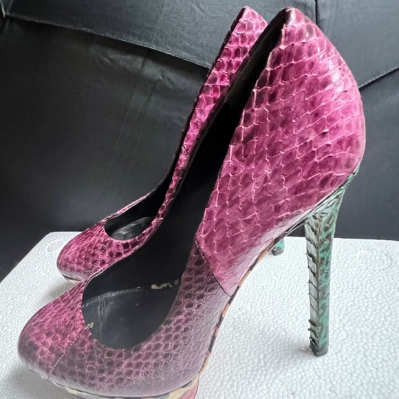 Brian Atwood Python Heels - Picture 2 of 4